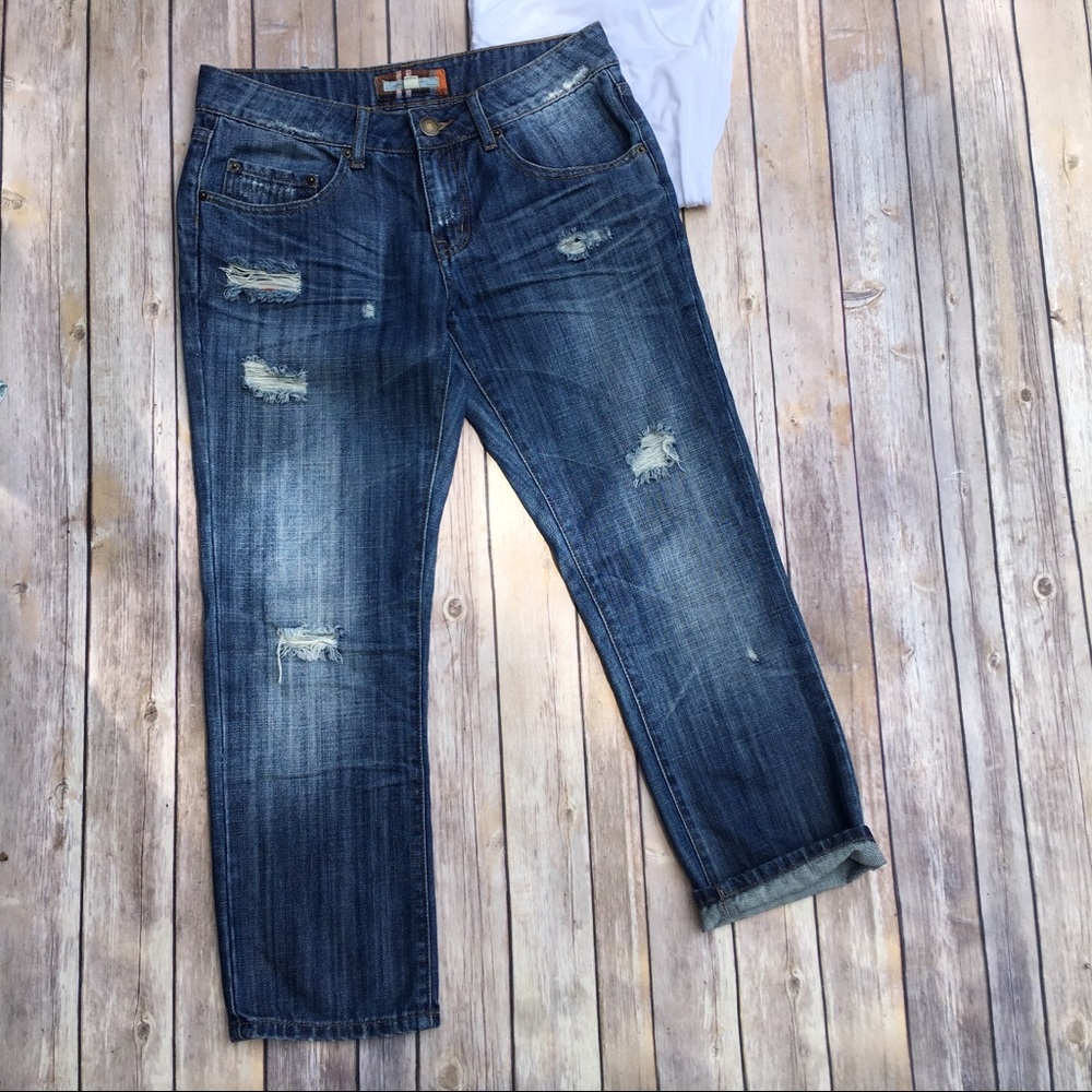 Distressed boyfriend crop jeans by Heritage 1981